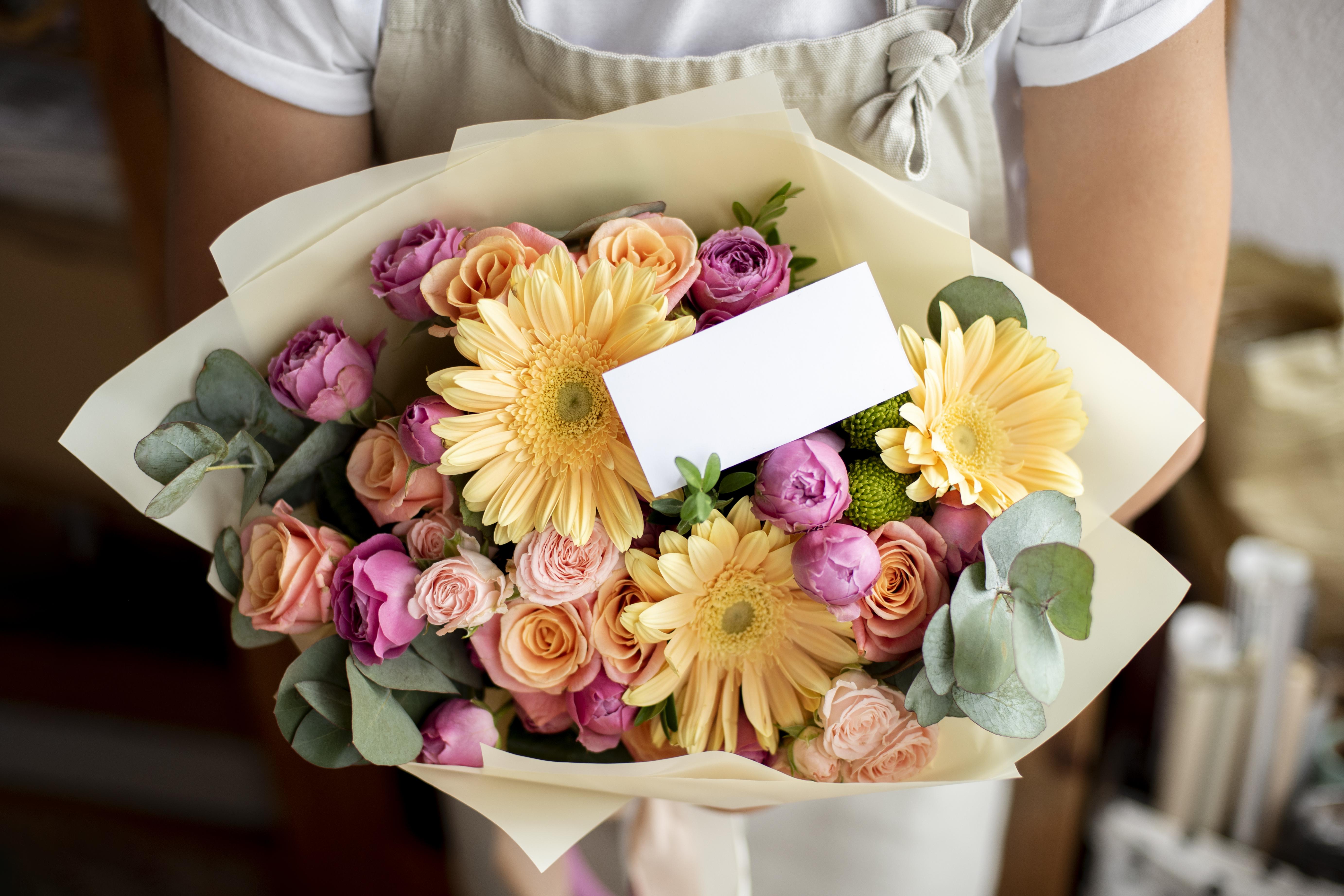 ide-kado-valentine-buket-bunga